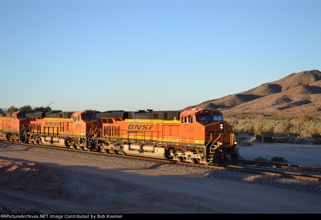 BNSF 7486